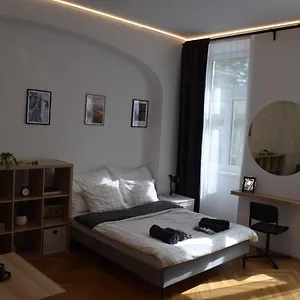 11 Vienna