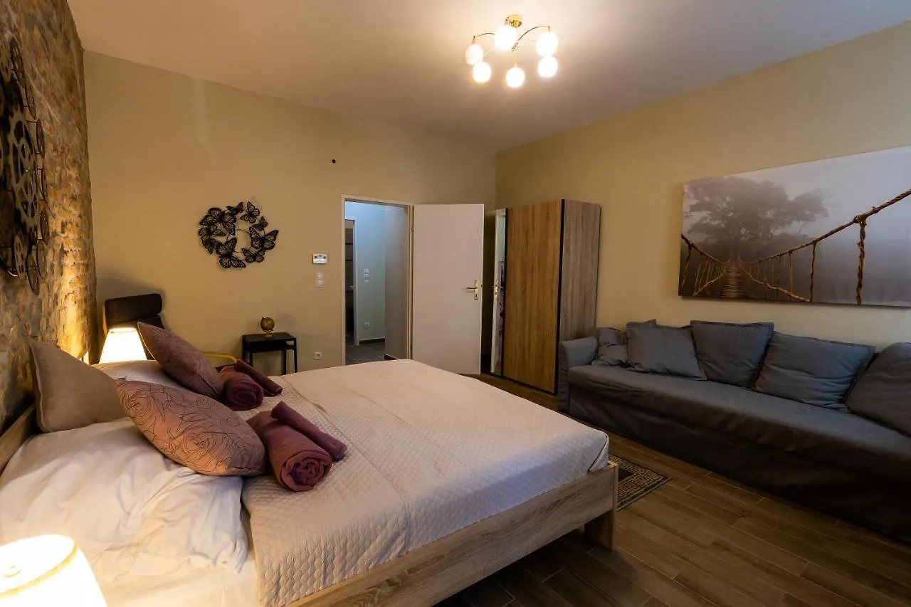 Comfortable Romantic 1 Bedroom Apartment Near Augarten Vienna